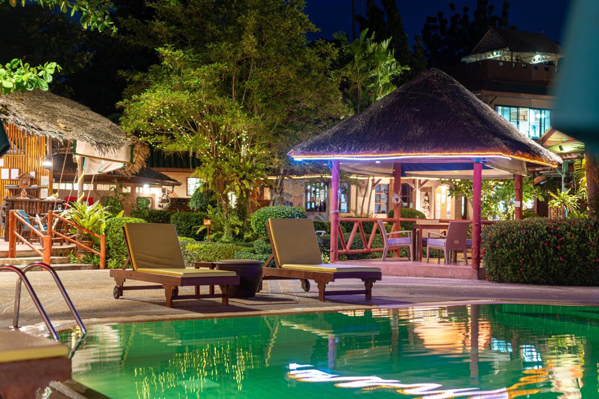 Friendship Beach Resort & Atmanjai Wellness Centre Rawai Kültér fotó