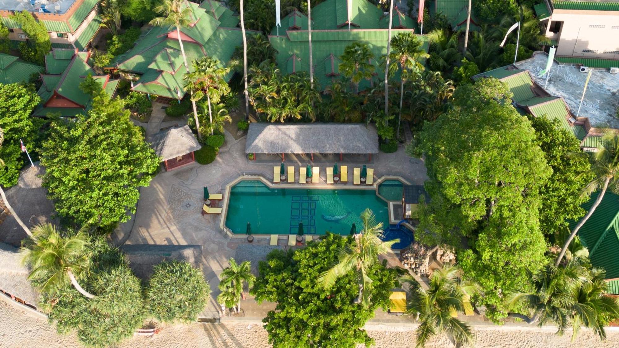 Friendship Beach Resort & Atmanjai Wellness Centre Rawai Kültér fotó
